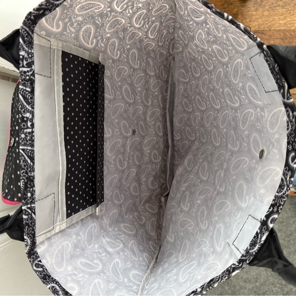 The Pampered Chef Black and White Paisley Tote with Pink Trim - Picture 4 of 4